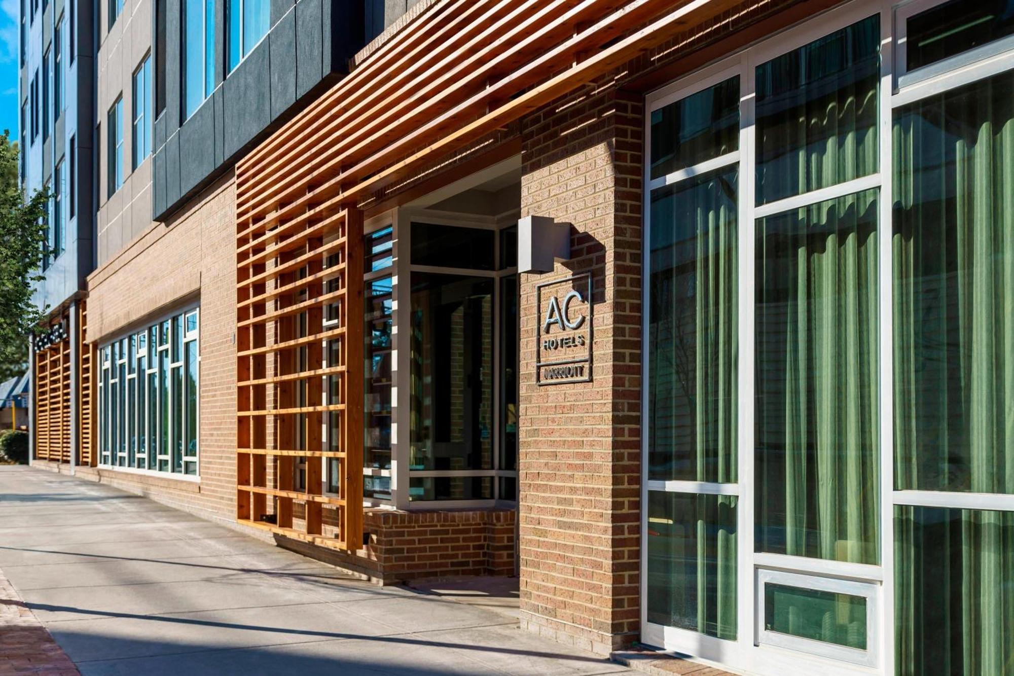 Ac Hotel By Marriott Chapel Hill Downtown Exterior foto